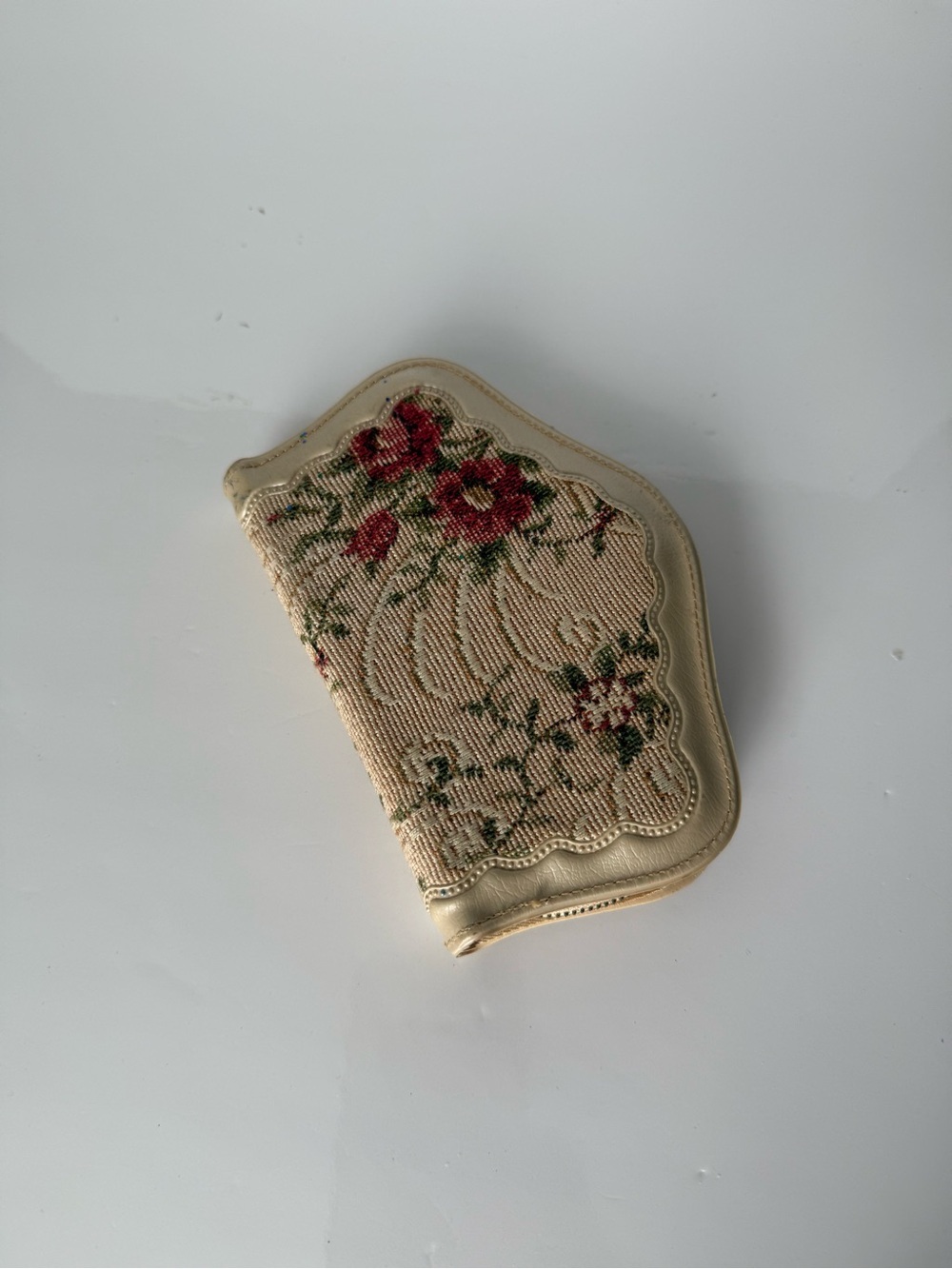Vintage Tiny Case Cross Stitch Manicure Set